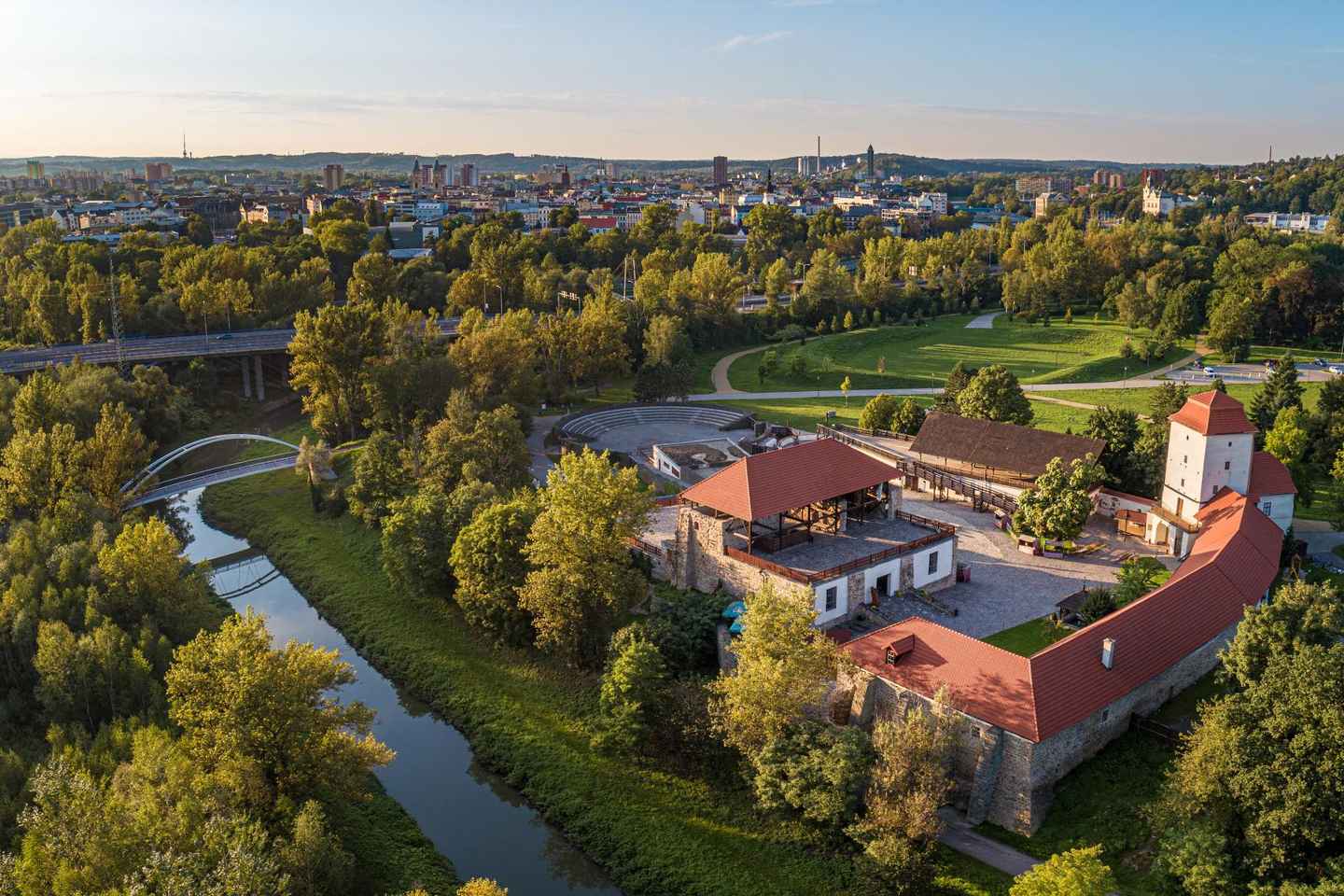 Aðgangur að Slésískri Ostrava-kastalanum