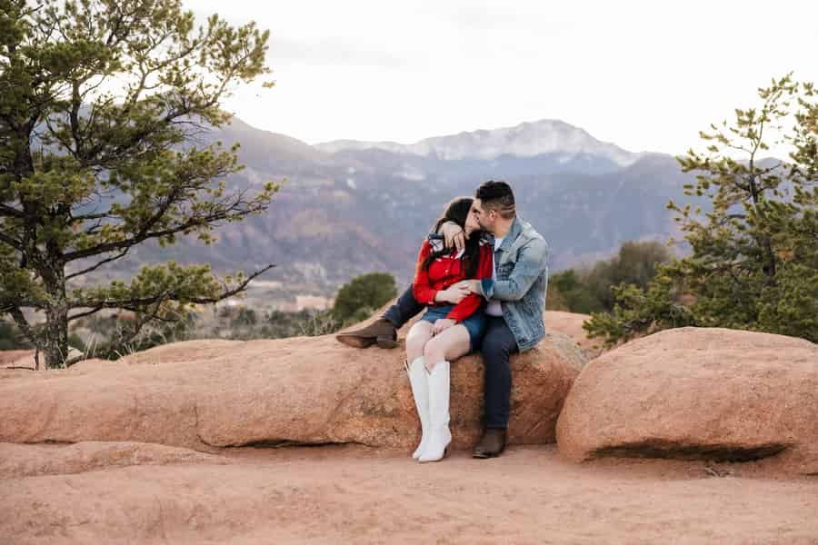 Privates Urlaubsfotoshooting mit Fotograf in Sedona. Foto: GetYourGuide Privates Urlaubsfotoshooting mit Fotograf in Sedona. Foto: GetYourGuide