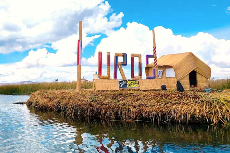 Excursión a las Islas Flotantes de los Uros en Puno