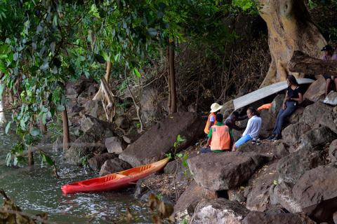 Lake Chala Tour: Hiking &/or Kayaking Lake Chala: Hiking to Border Rock