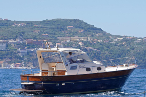 Tour en bateau de Capri au départ de Sorrente