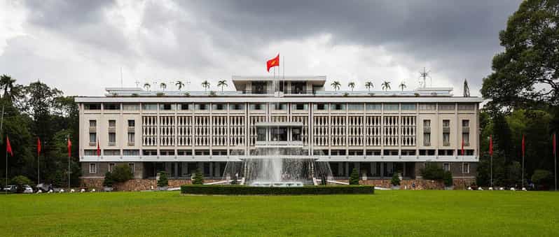Saigon: Private City Highlights Tour with Hotel Pickup