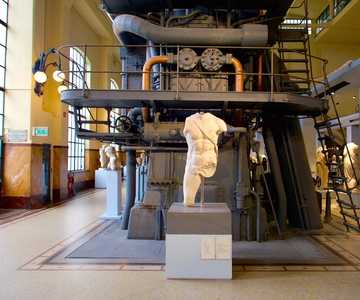 Roma: tour privato della Centrale Montemartini