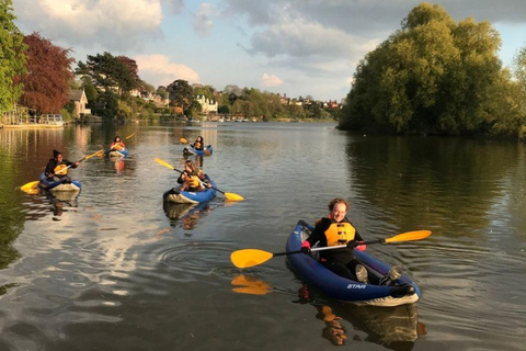 Chester: River Dee Kayaking Tour with Guide