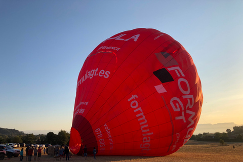 Barcelone : Tour en montgolfière dans les pré-PyrénéesTour en montgolfière