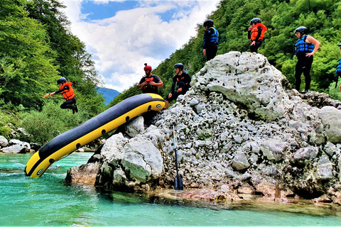 Bovec : Rafting aventureux sur la rivière Emeraude + photos GRATUITESBovec : Rafting aventureux sur la rivière Emeraude + photo GRATUITE