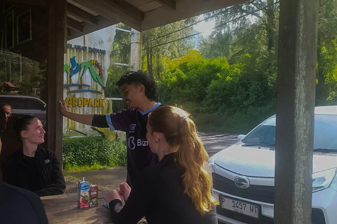 Bali or Banyuwangi: Mount Ijen Blue Fire Hiking Bali to Mount Ijen and back to Bali