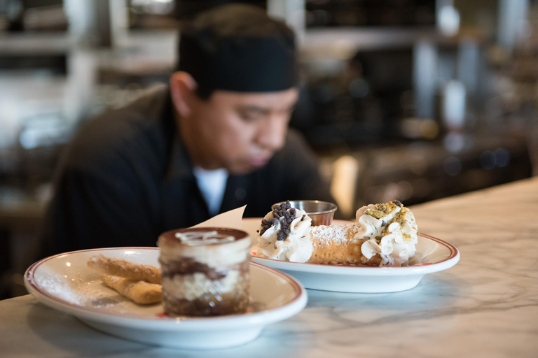 Las Vegas Downtown walking Secret Food Tour Las Vegas: Secret Downtown Tour