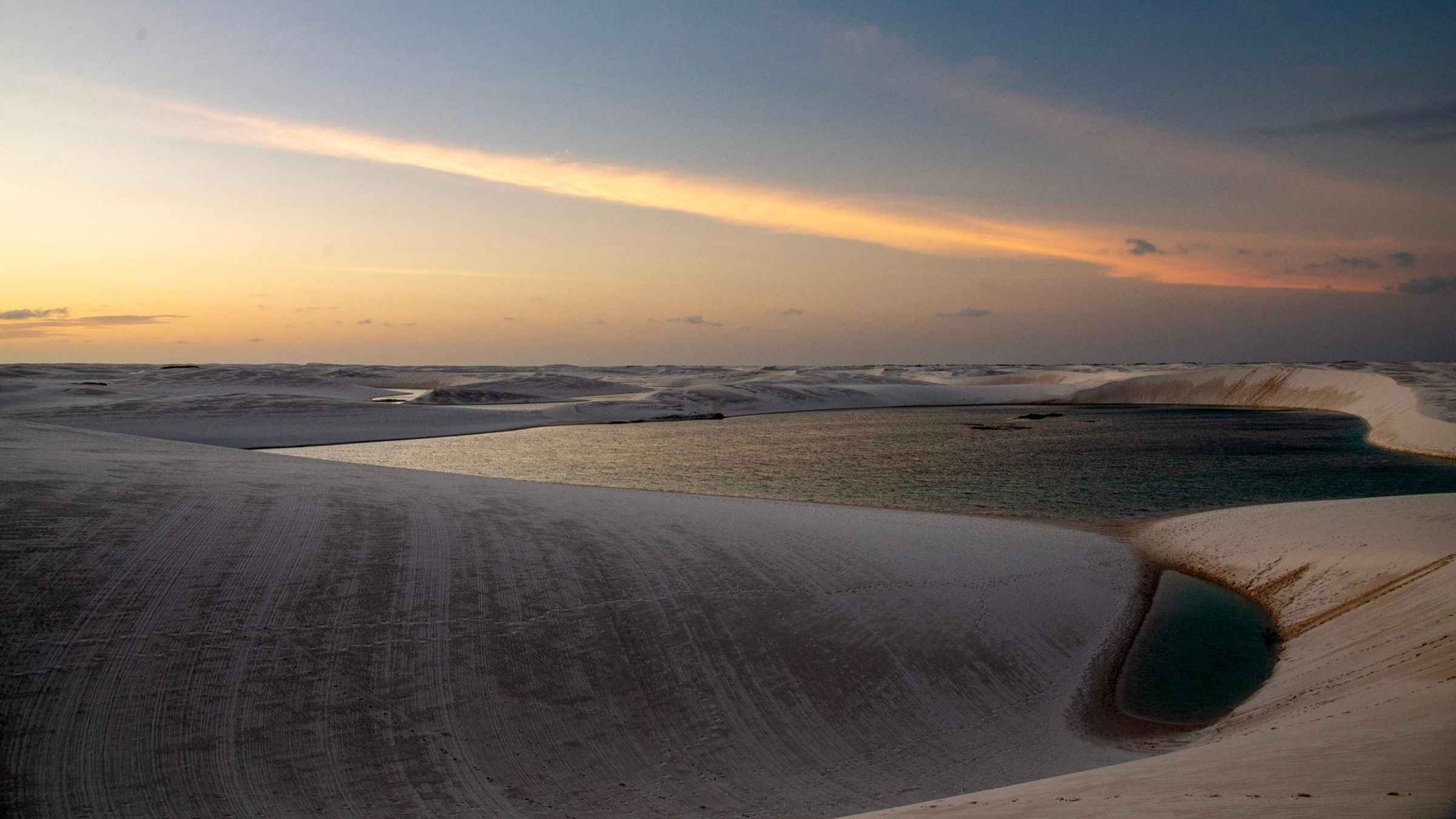 Excursão de dia inteiro combinada Lençóis Marnahenses, Lagoa Azul e Lagoa Bonita