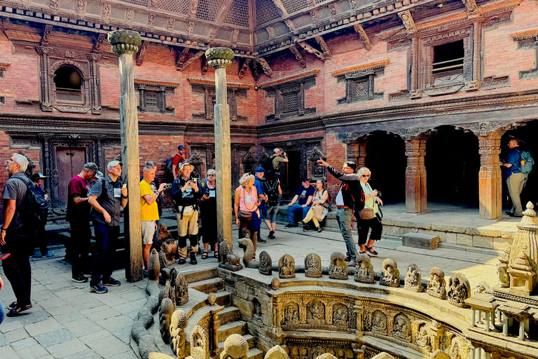 Kathmandu: 4/7 UNESCO-Welterbe-Tour mit ortskundiger GuideAlles inklusive: 7-stündige UNESCO-Tour mit Mittagessen, Getränken und Eintrittsgebühren