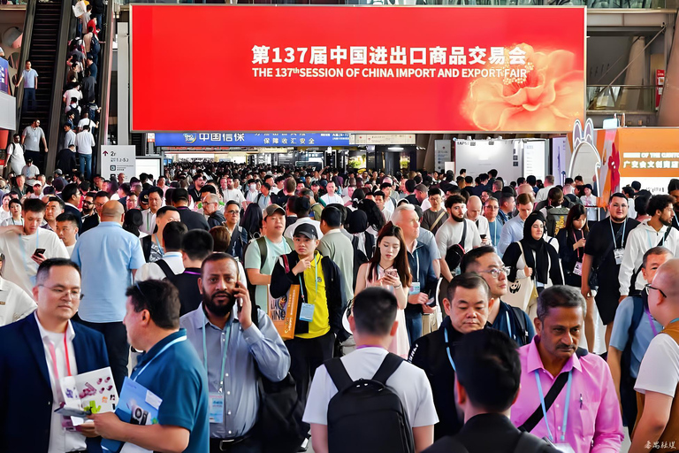 Guangzhou: Canton Fair Private Shopping Tour