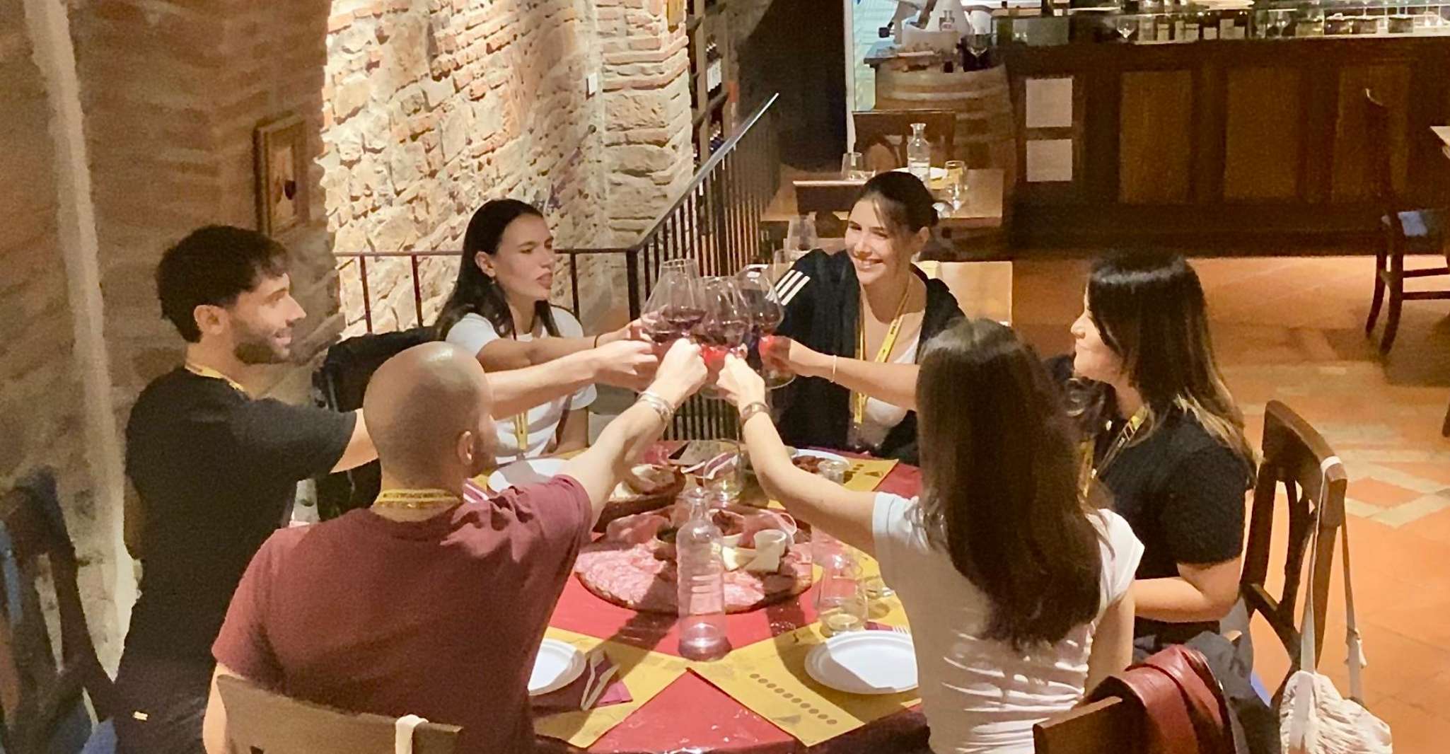 Florence: Wine Windows Walk with Wine Tasting and Appetizers photo 4