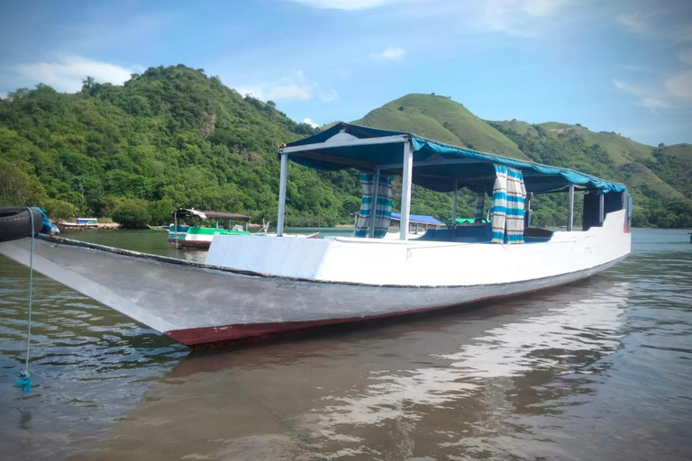 Flying Fox Zonsondergang Cruise Privé Bootverhuur Labuan Bajo