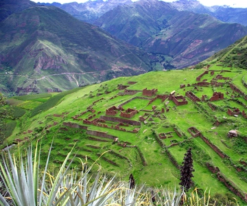 Da Cusco: tour privato a Huchuyqosqo con vista sul palazzo Inca e sulle montagne innevate