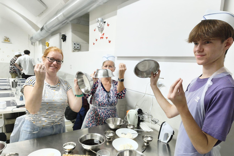 Neapol: lekcja gotowania makaronu i tiramisu z lokalnym szefem kuchni