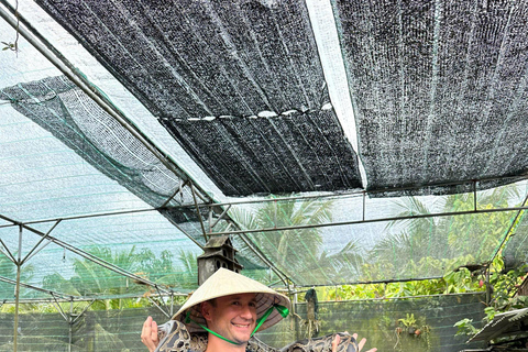 Private Mekong Delta Full-Day Tour from HCM – Optional Guide French-Speaking Guide Option