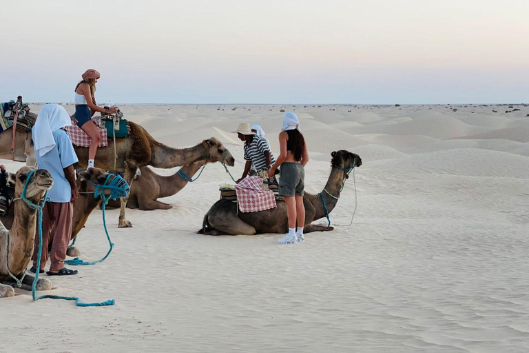 Tunis: 2-Day Sahara Adventure with Berber Villages All inclusive without guide