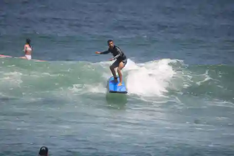 Escola de Surf Canggu Bali