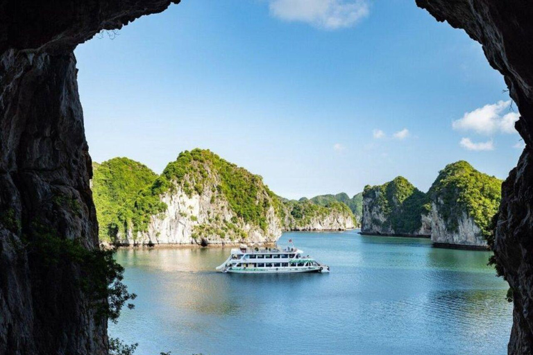 Hanoi/Port : 2-Day Ha Long & Lan Ha Bay on Luxury Cruises Limousine Bus from Hanoi to Ha Long