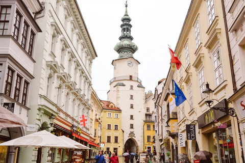 From Budapest: Bratislava & Vienna – Full-Day Guided Tour