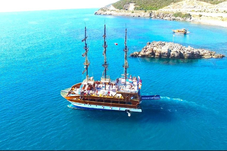 Alanya: Catamaran Cruise with Lunch, Drinks, & Transfer Catamaran Cruise with Lunch & Drinks (Meeting Point