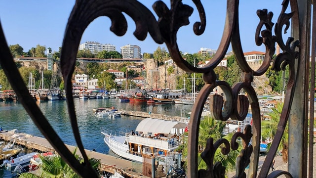 Antalya: Self-guided Old Town Walk Sights and Specials
