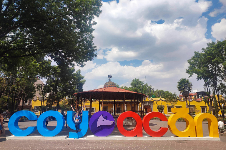 Billet d'entrée au musée Frida KahloMusée Frida Kahlo avec visite guidée à Coyoacán