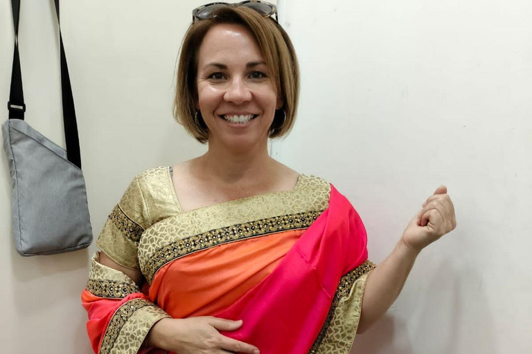 Wedding Wear & Bollywood Glam Shopping Tour (Women-Led Tour) Wedding Wear & Bollywood Glam Shopping Tour (Half-Day Tour)