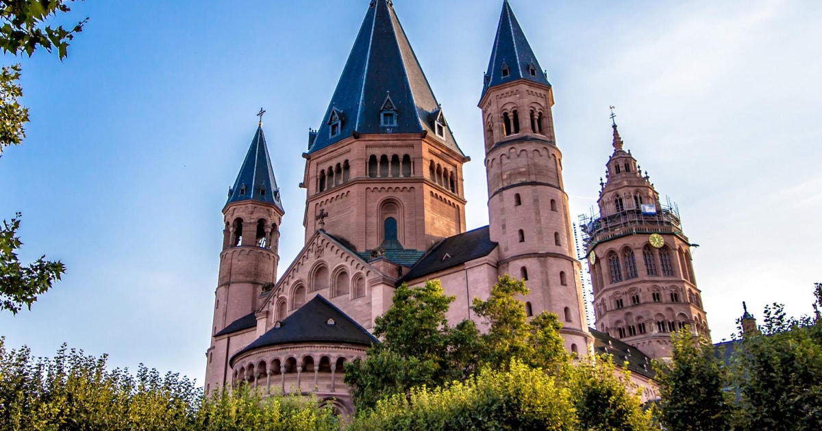 Rally cittadino autoguidato / caccia al tesoro Magonza in tedesco