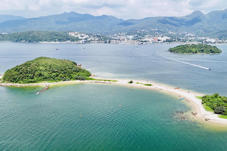 Hong Kong: Sai Kung Geopark Private Boat Tour & Pickup