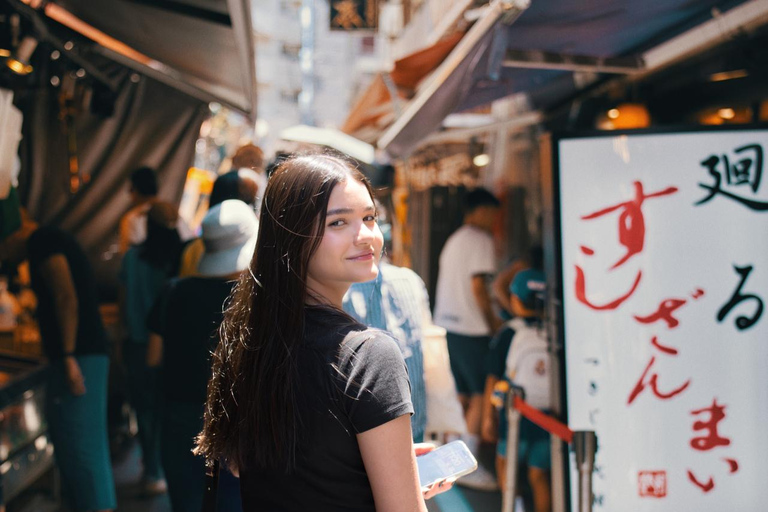 Tokyo: 1-hour private photo shoot 1-hour private photo shoot in Tokyo (solo, couples, and families welcome)