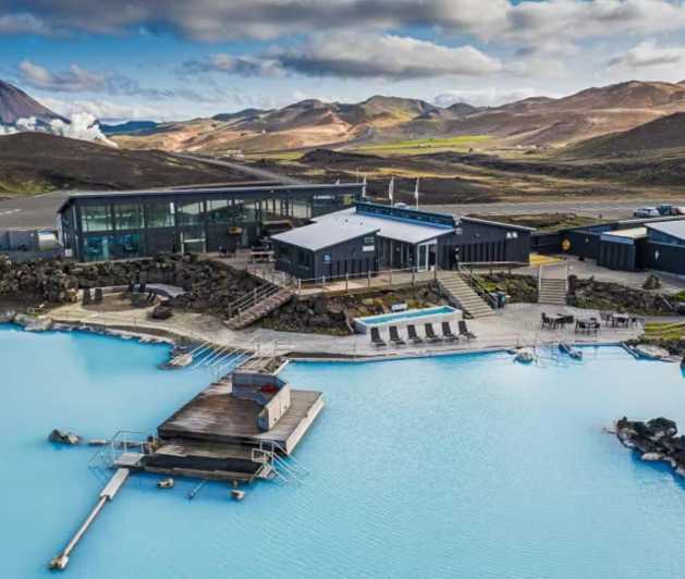 Akureyri: Łaźnie przyrodnicze Mývatn i wycieczka do wodospadu Goðafoss