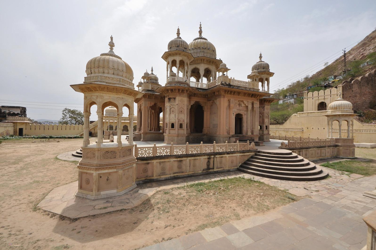 Private Guided Sightseeing Tour of Jaipur HighlightsTour By Car+Driver Only