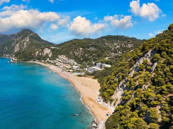 Corfú: tour privado por la isla con servicio de recogida en el puerto