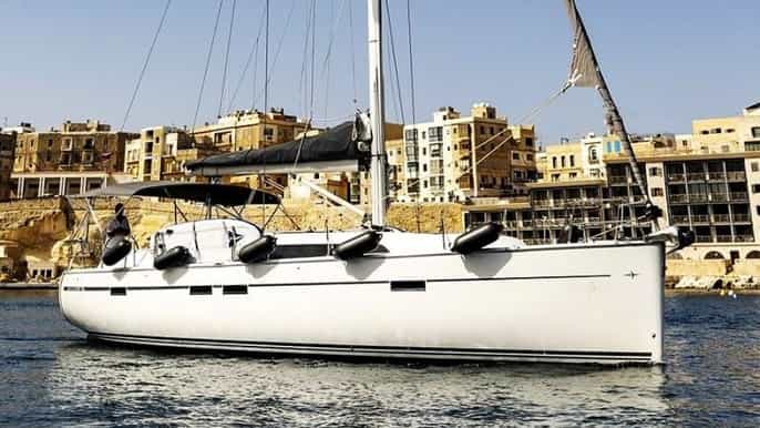 Ultimat halvdags yacht-upplevelse till Comino