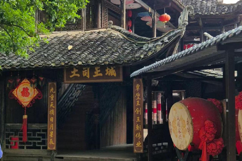 Zhangjiajie: Tianmen Mountain and Tujia Folk Park Tour Zhangjiajie: Private Tour of Tianmen Mountain and Tujia Folk