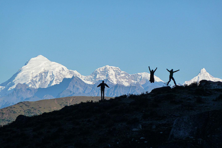 Bhutan: 12-Day Jomolhari Trek with Meals and Guide