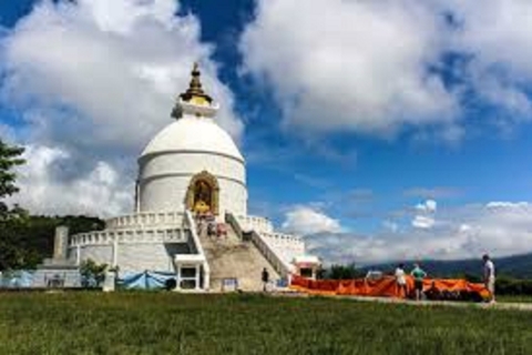 Visite du stupa de la paix mondiale et de la statue de Shiva au bord du lac de Pokhara