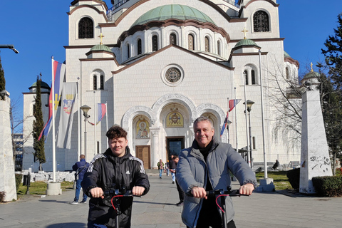 Tour degli scooter E Essentials di Belgrado