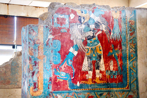 From Puebla: Sacred Private Tour in Cacaxtla and Xochitécatl