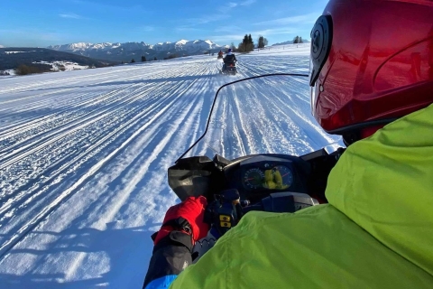 Von Krakau aus: Schneemobil-Abenteuer und Thermalbäder-TourTour vom Treffpunkt