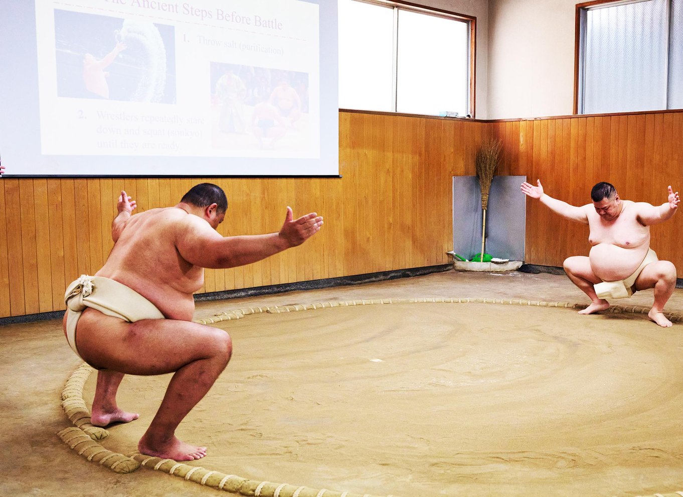 Osaka: Sumooplevelse med liveshow og publikumsudfordring