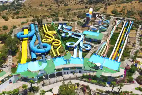 Bodrum: Aquapark Entry Ticket with Hotel Transfers