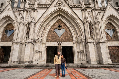 Quito: Immersive Historic Center, Sightseeing Tour, and Cocoa Food Tasting Quito: Immersive Historic Center, Sightseeing Tour, and Cocoa Tasting