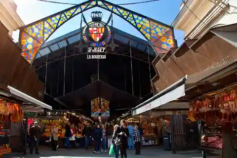 Barcelona: Exclusive Mercat de la Boqueria Walking Tour