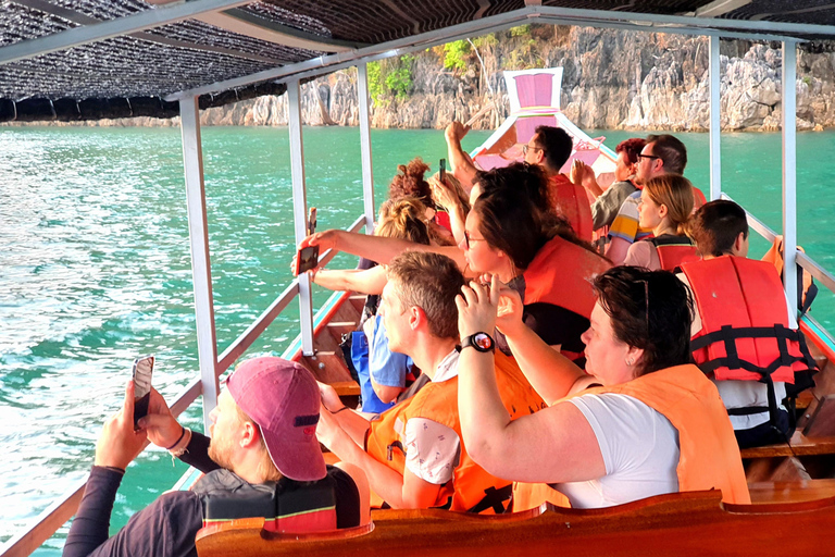 Khao Sok: Overnight Raft House Cheow Lan Lake & Coral Cave Option 1: Join Trip Raft House with Fan & *Shared Bathroom
