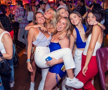 London: 4 Soho Nightclubs Crawl