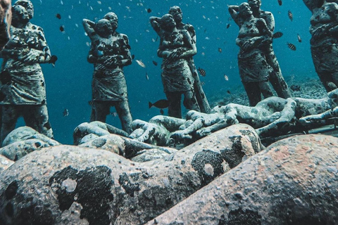 From Gili Trawangan: Sunset Snorkeling with Turtles & Statue Premium Small Group Sunset Tour