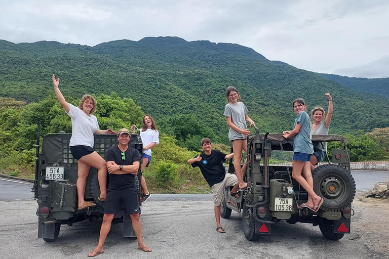 Explorer la péninsule de Son Tra en Jeep de l'armée américaine