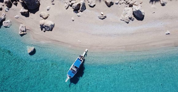 Antalya/Kemer: Adrasan Porto Genoese Bootsfahrt mit Schlammbädern